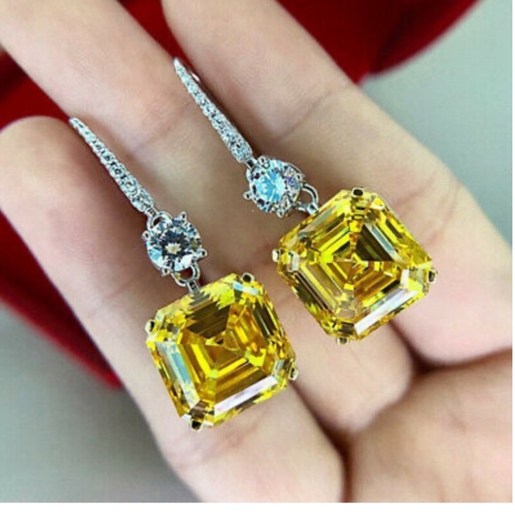 New Sterling silver diamond earrings - Picture 8 of 8